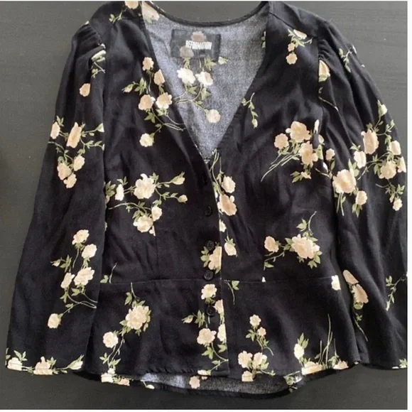 Reformation Benton Blouse - Picture 2 of 4